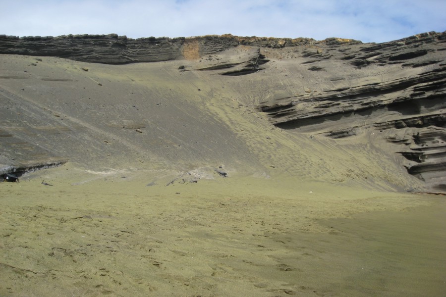 ../image/green sand beach 12.jpg